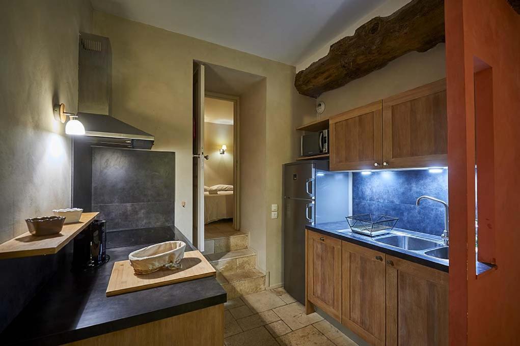 Gite Le Logis - Manoir Le Plessix Madeuc Corseul Exteriér fotografie