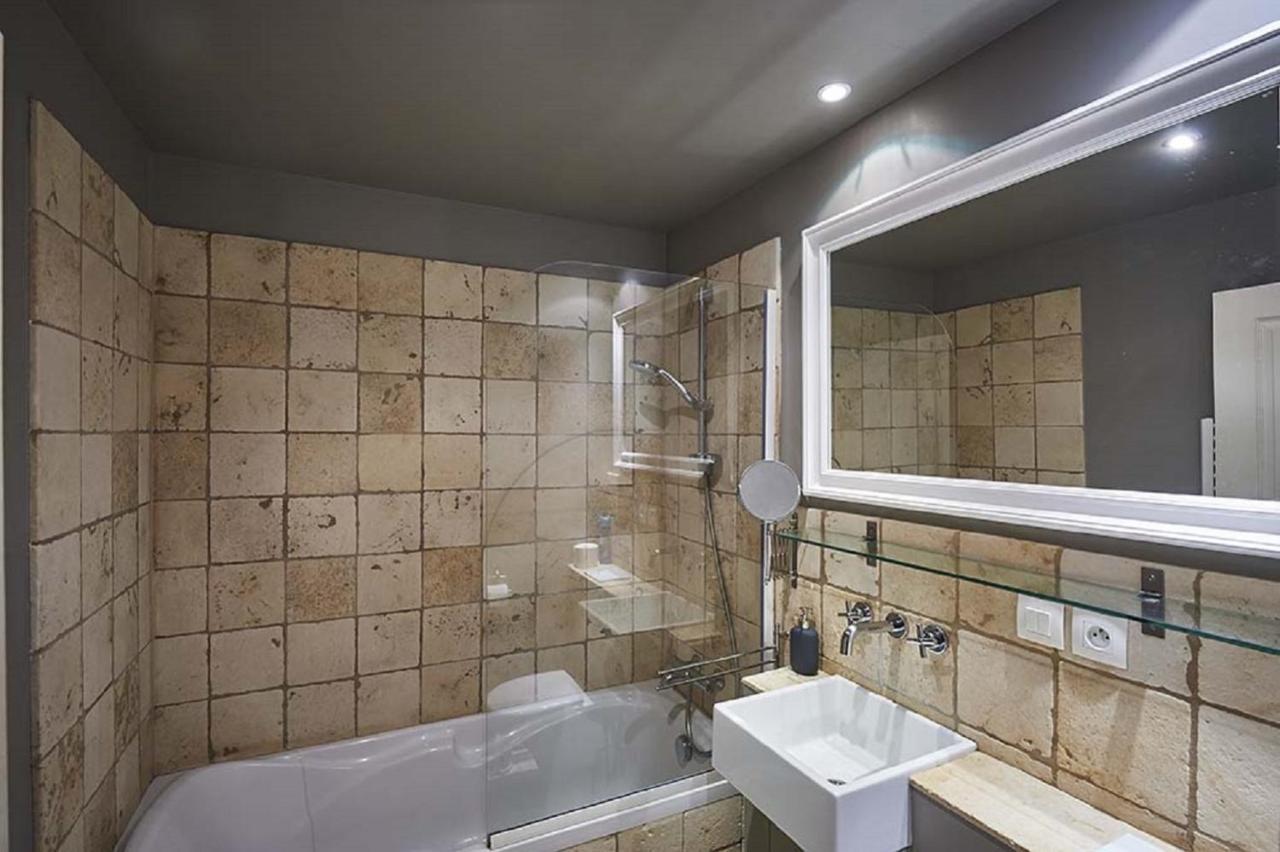 Gite Le Logis - Manoir Le Plessix Madeuc Corseul Exteriér fotografie